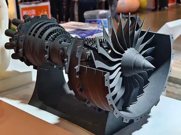 Cutaway turbofan model printed by powder bed fusion